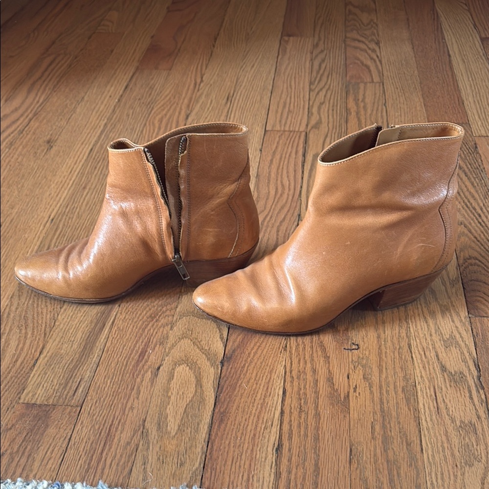 Isabel Marant Women's Tan Ankle Boots
